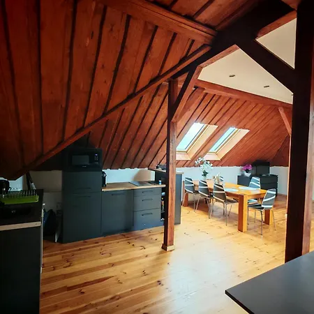 Strefa Zen Z Jacuzzi I Basenem