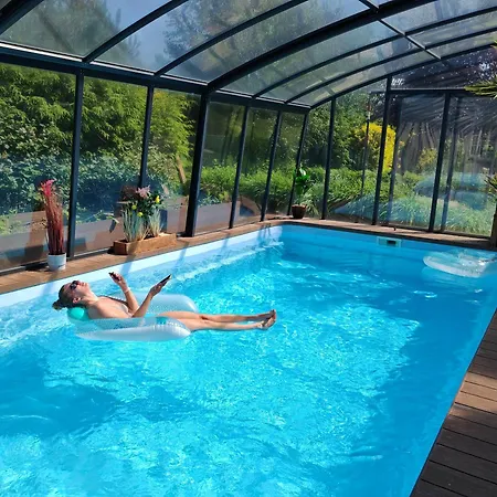 Strefa Zen Z Jacuzzi I Basenem *