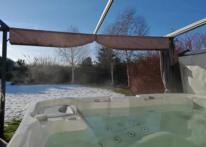 Strefa Zen Z Jacuzzi I Basenem Apartment